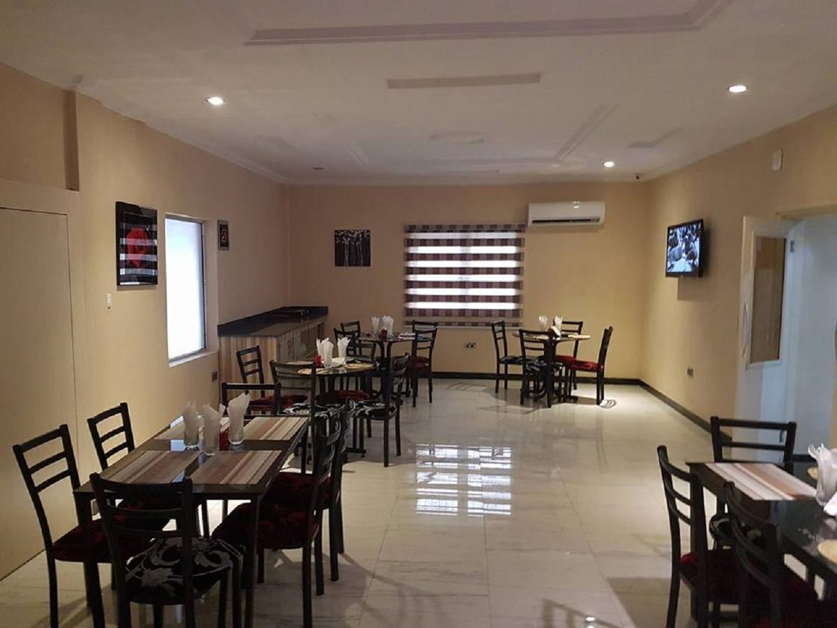 Providence Hotel Abeokuta Экстерьер фото